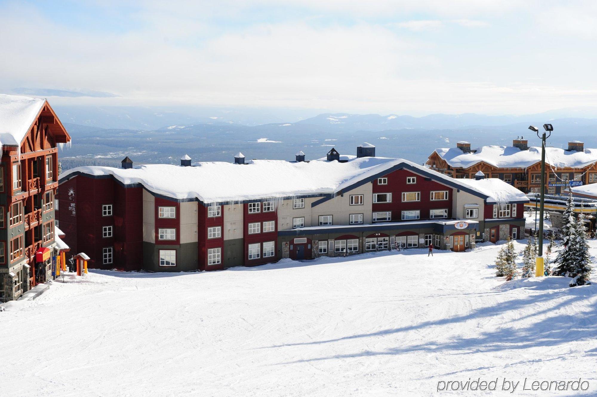 White Crystal Inn Big White Extérieur photo